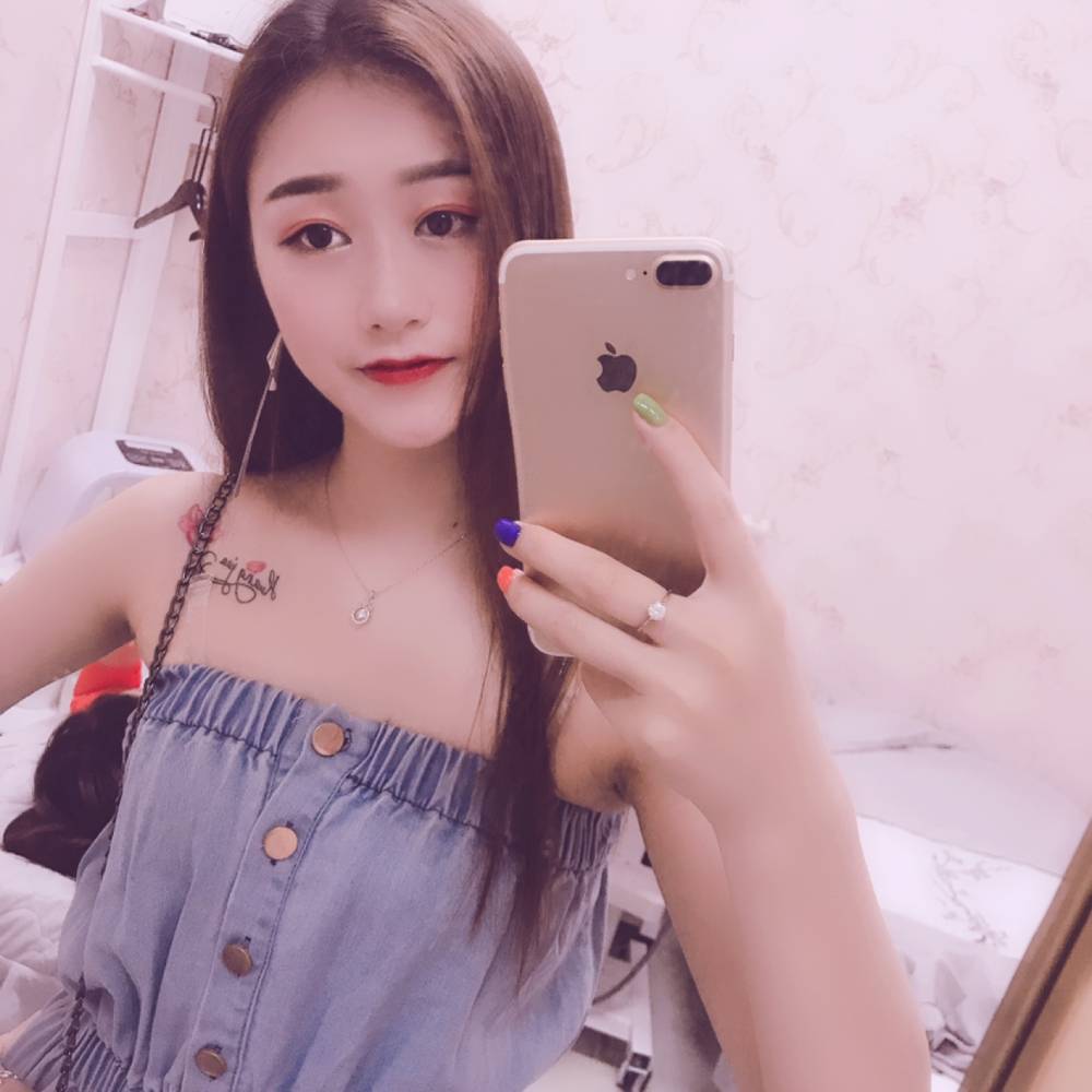 天蝎夫人的照片