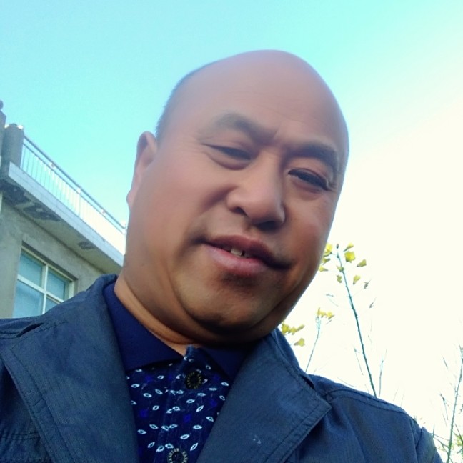 孤独学姐的照片