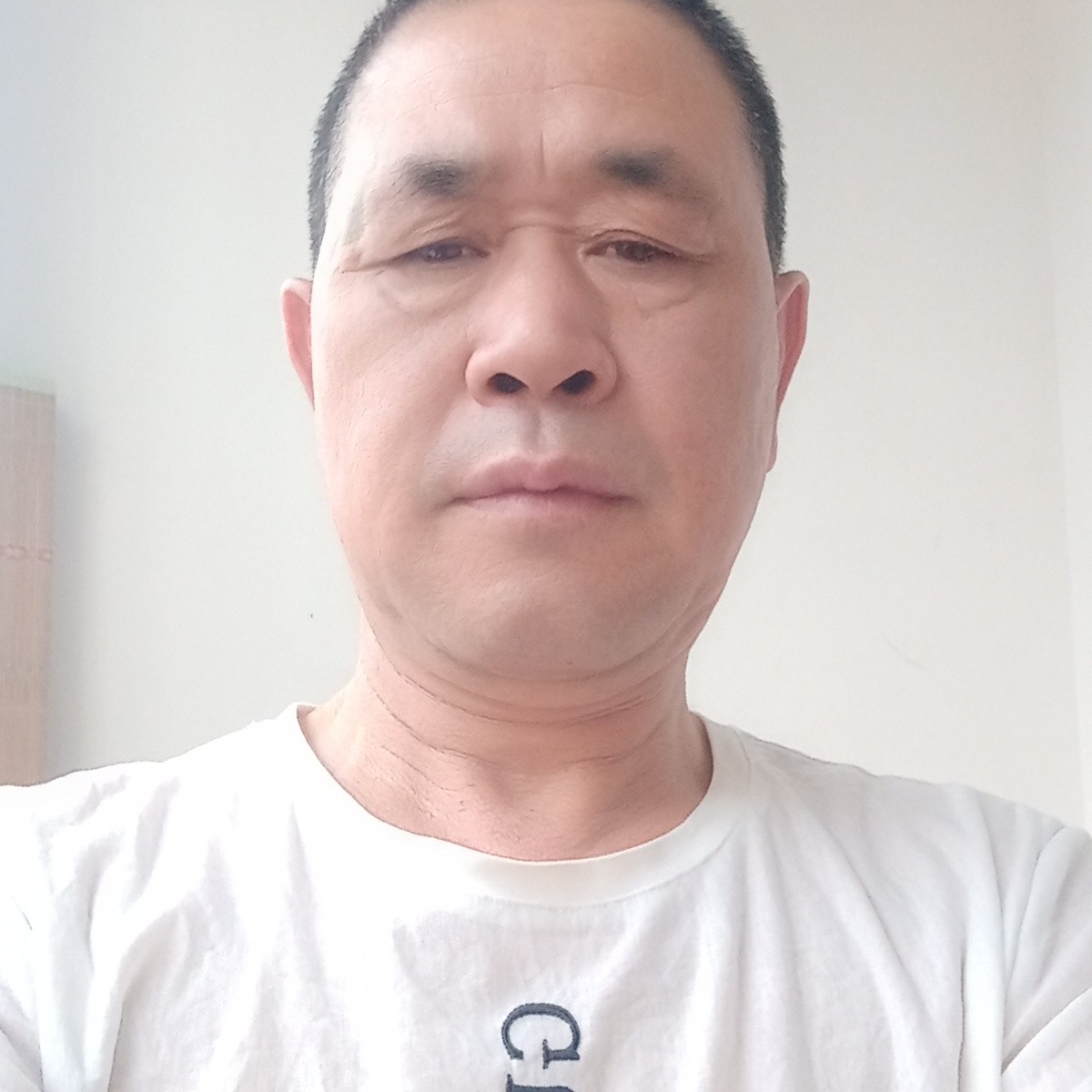 怕孤单泪了枕头的照片