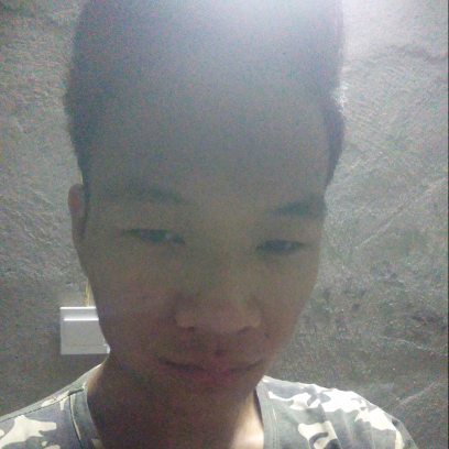 诚心啦啦的照片