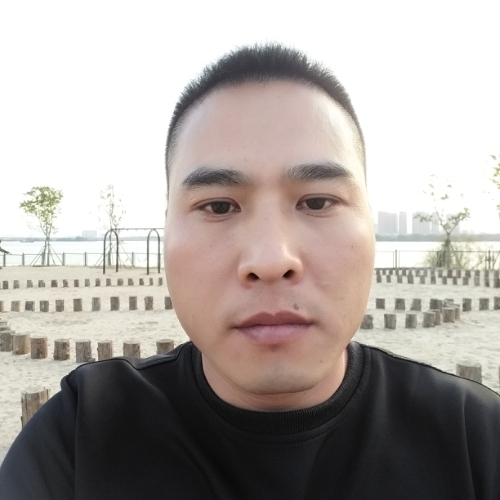 吻美丽红唇的照片