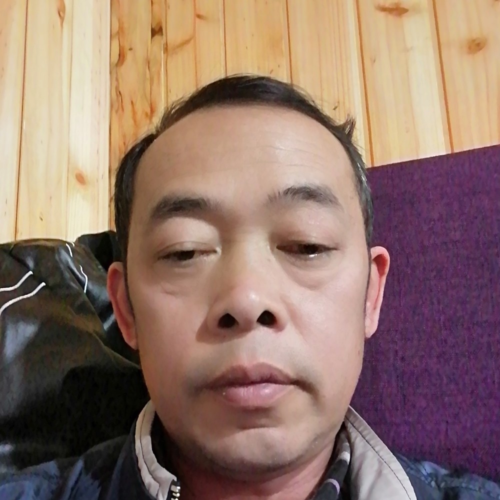 听话扯灰狼的照片