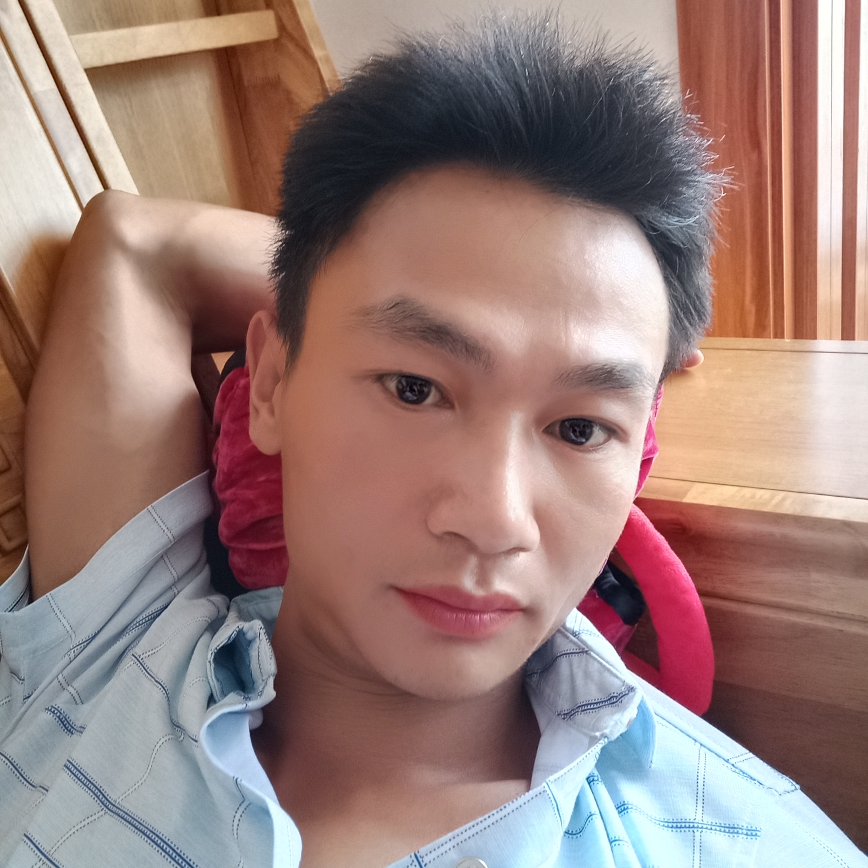 年轻时空737的照片