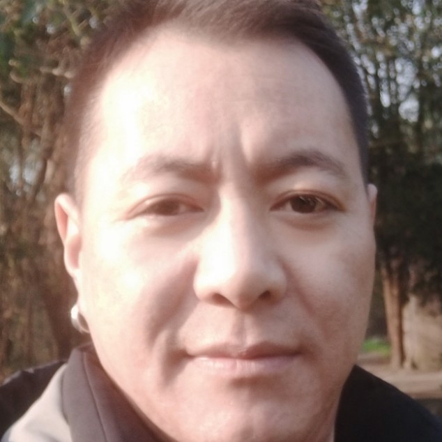 帆布鞋闻幻灭的照片