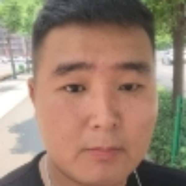 四月檐上雨的照片