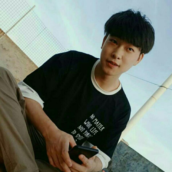 农村的穷小子的照片