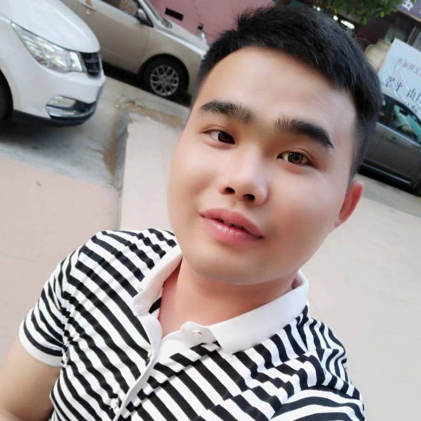 书包爱恋文静的照片