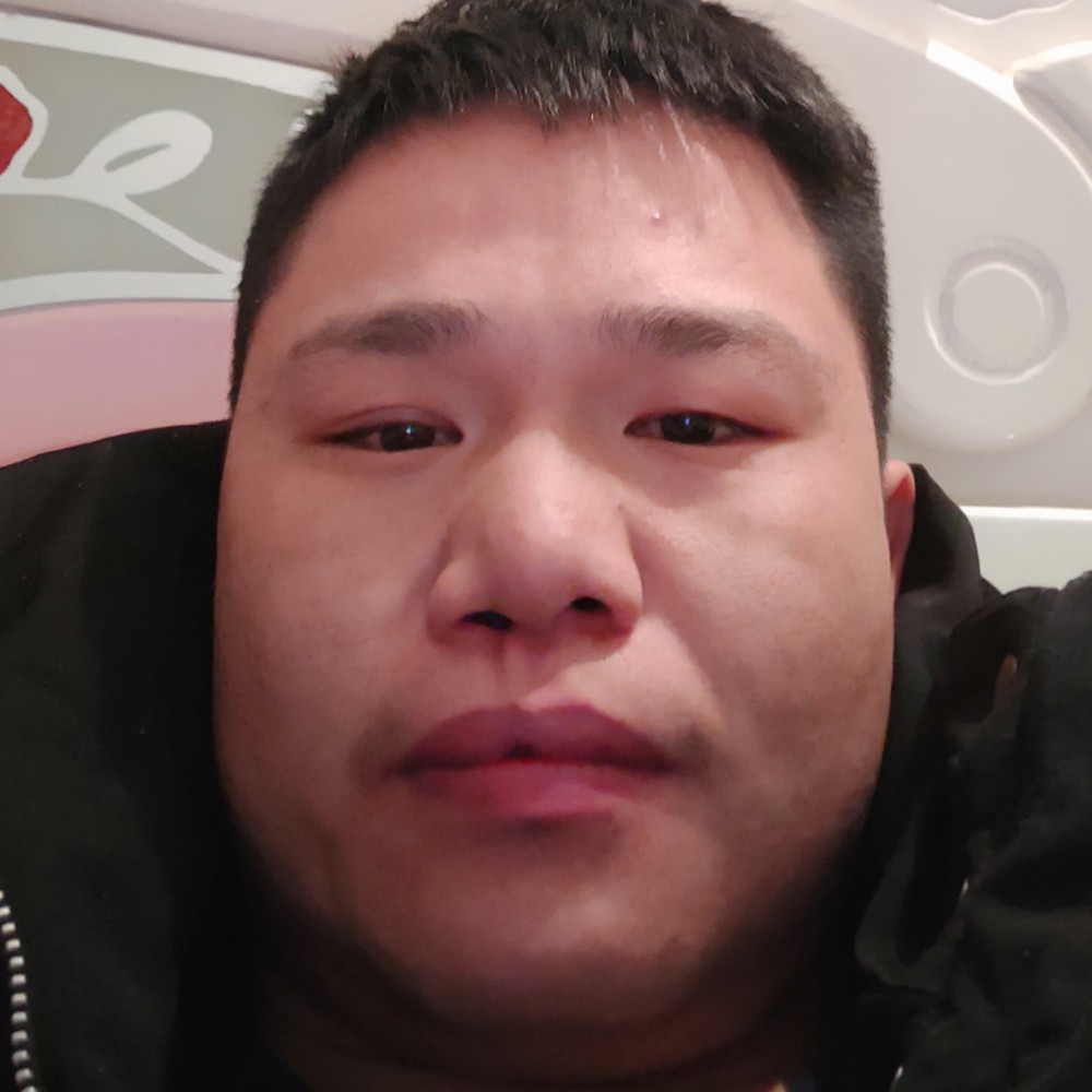 高大蝶衣的照片