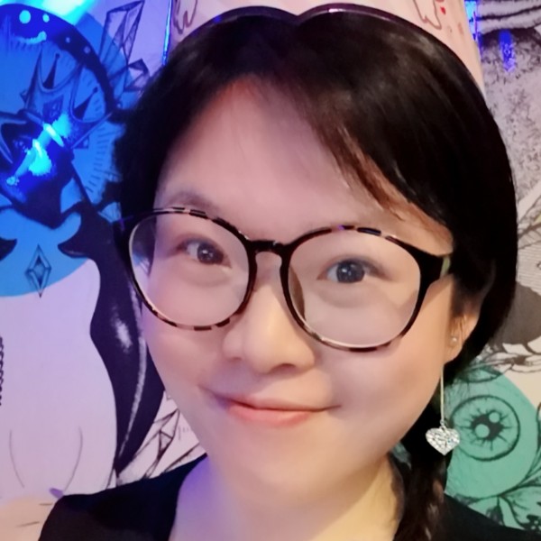 白猫野性的照片