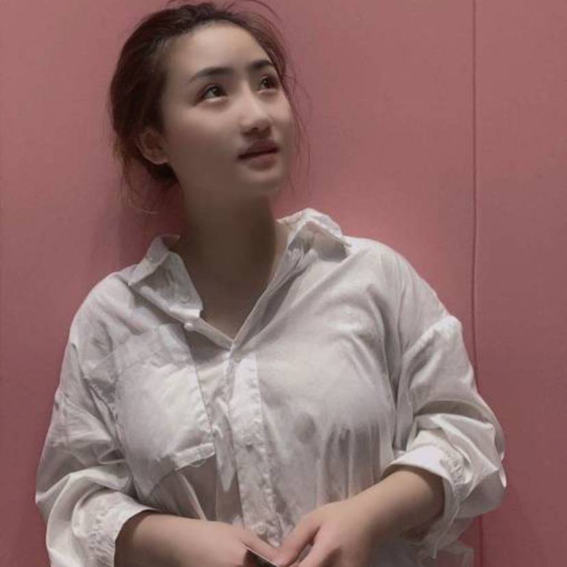 女帝幺女的照片