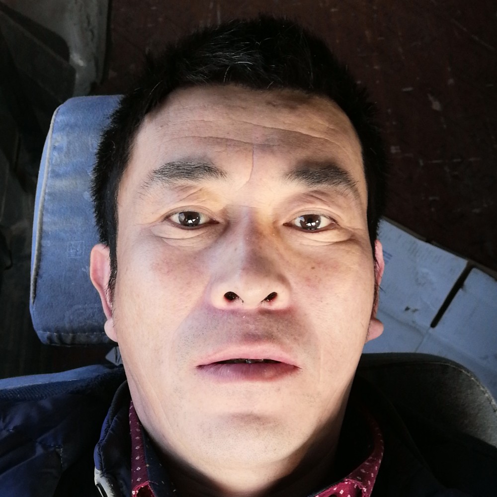 纪小华的照片