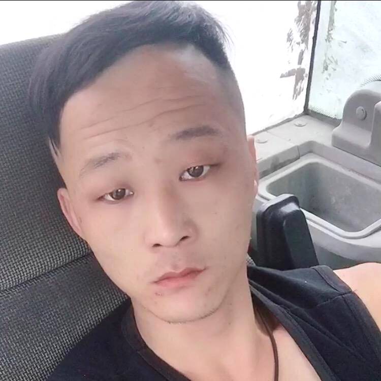 寂冷那霓裳的照片