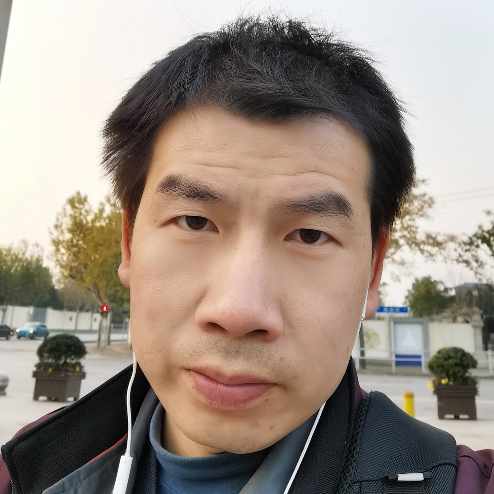 石头回首任性的照片