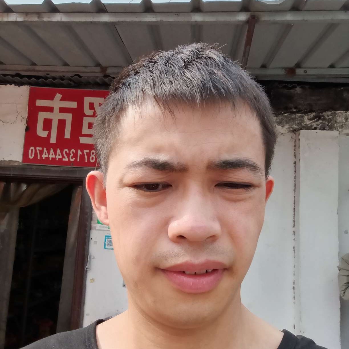 钢铁侠邂逅无语的照片