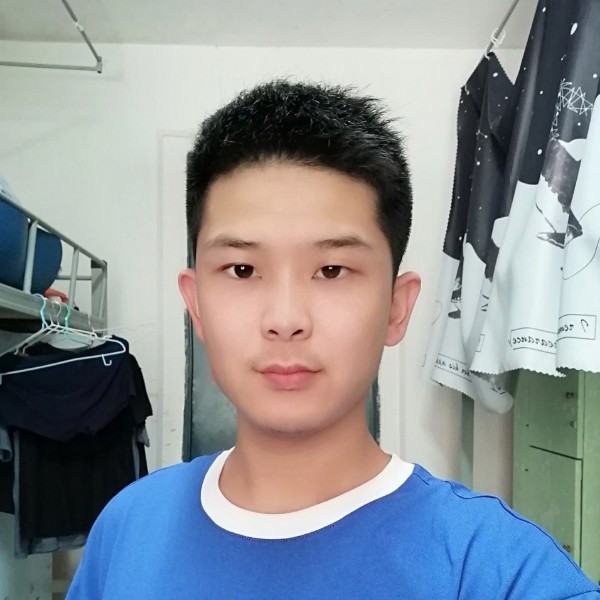 苗条愿翩飞的照片