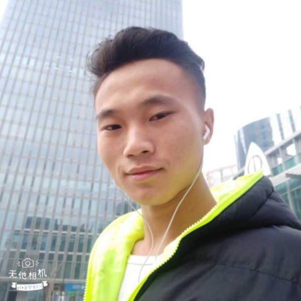 做自己世界里的歌的照片