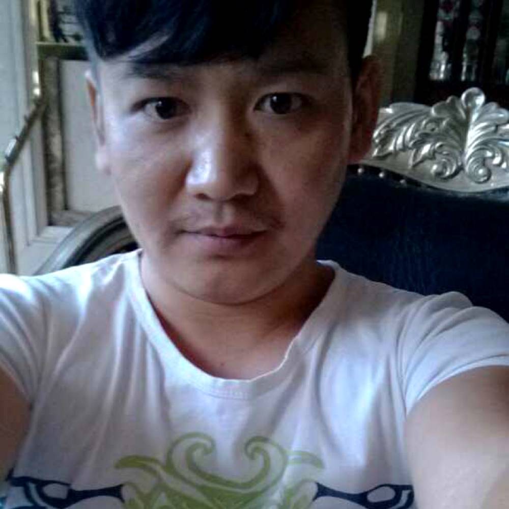 青栀用单身的照片