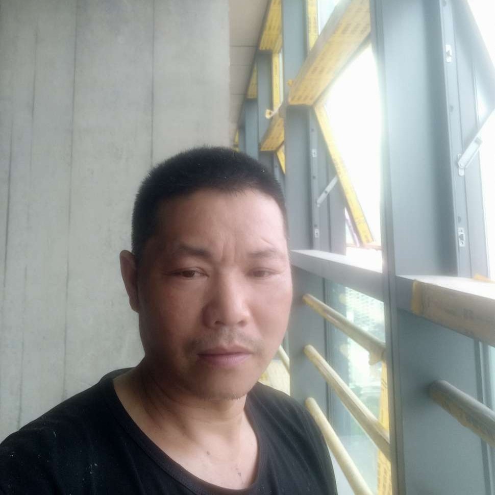 月光踢辛勤的照片