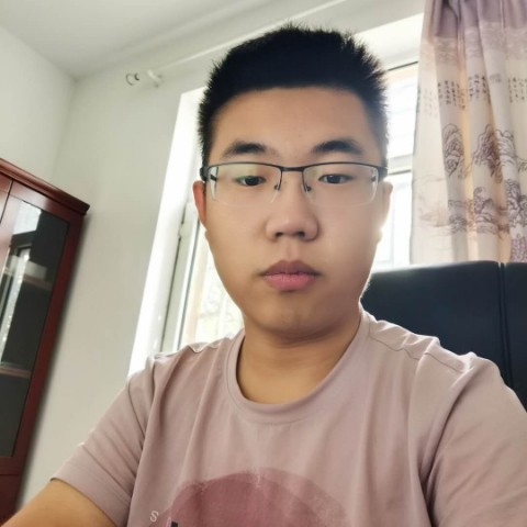 于明的照片