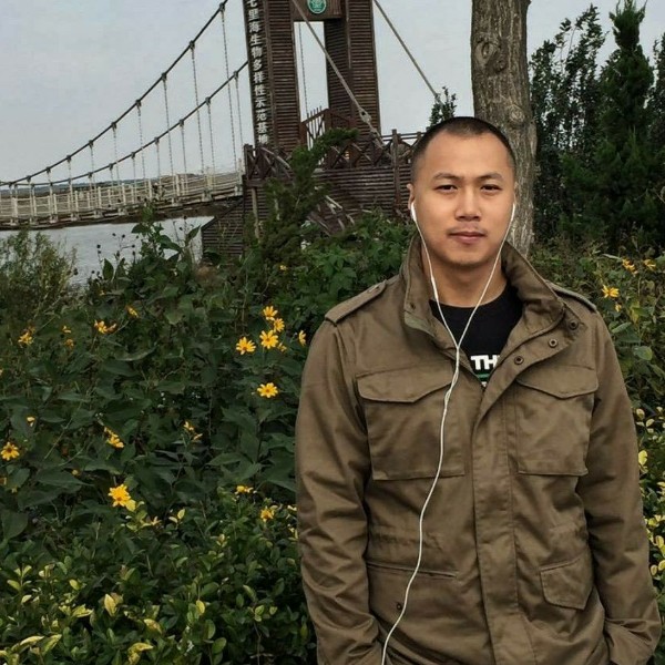 靜岱依人楚的照片
