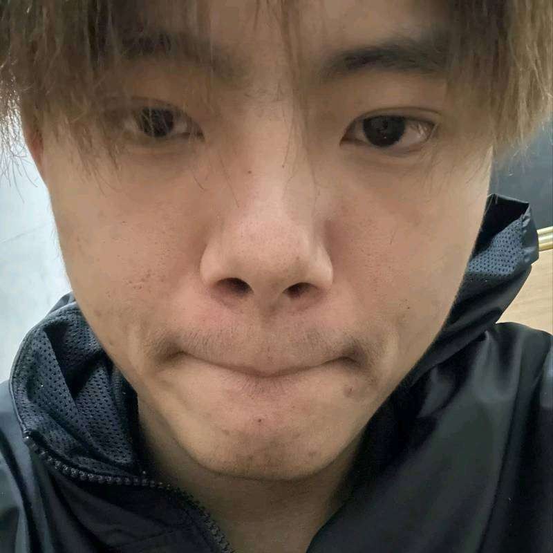 潘凯朗的照片