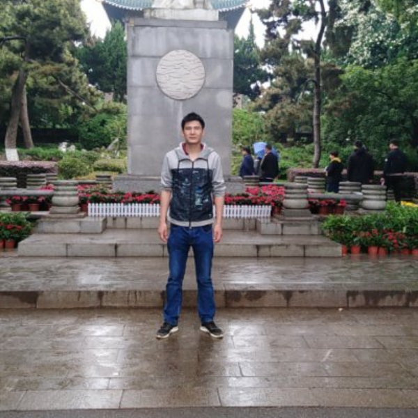 黑腹书生的照片