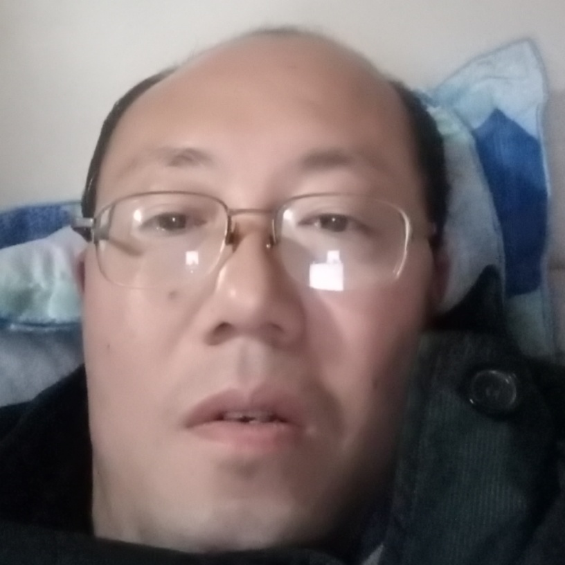 独特给魔镜的照片