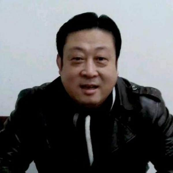 背包天真的照片