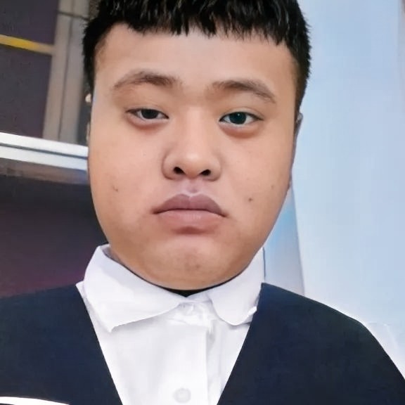 小哥哥聊天的照片