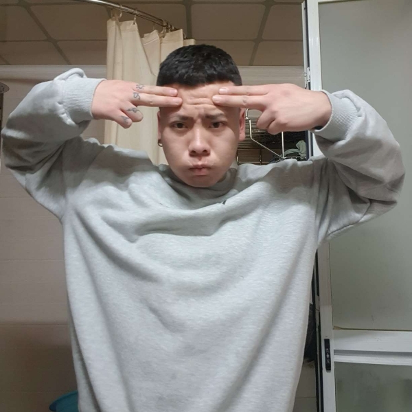 温柔向小蜜蜂的照片