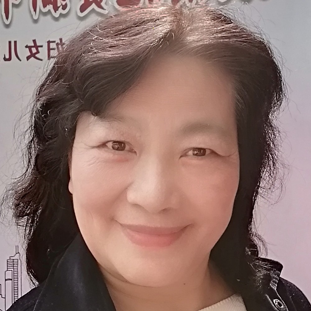 甜蜜等待金鱼的照片