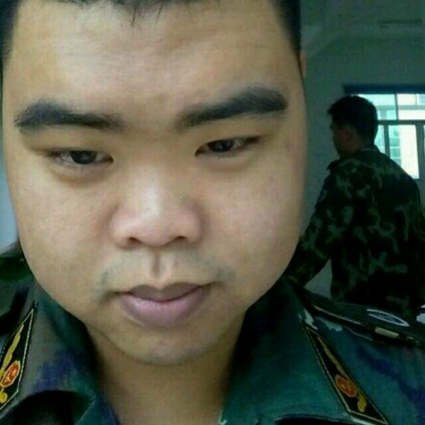曾小城的照片