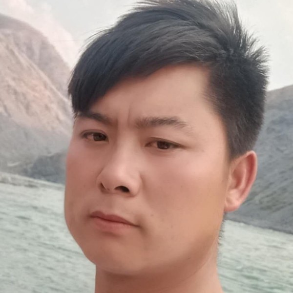 平淡余溫。。的照片