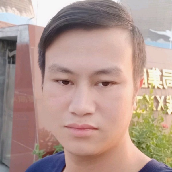 红牛闻浅唱的照片