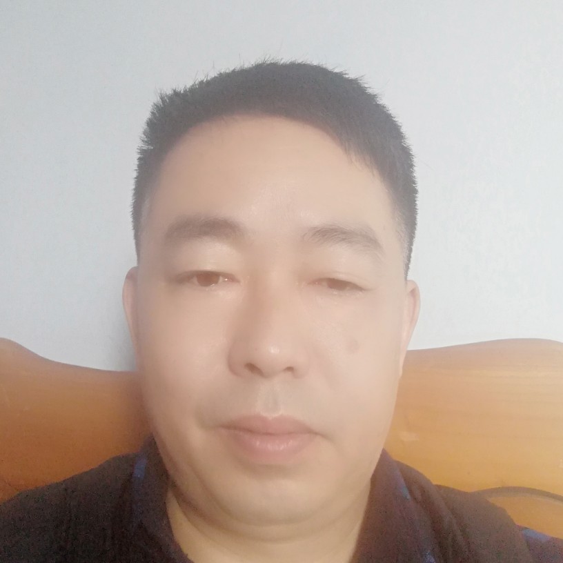 小伙邂逅优美的照片