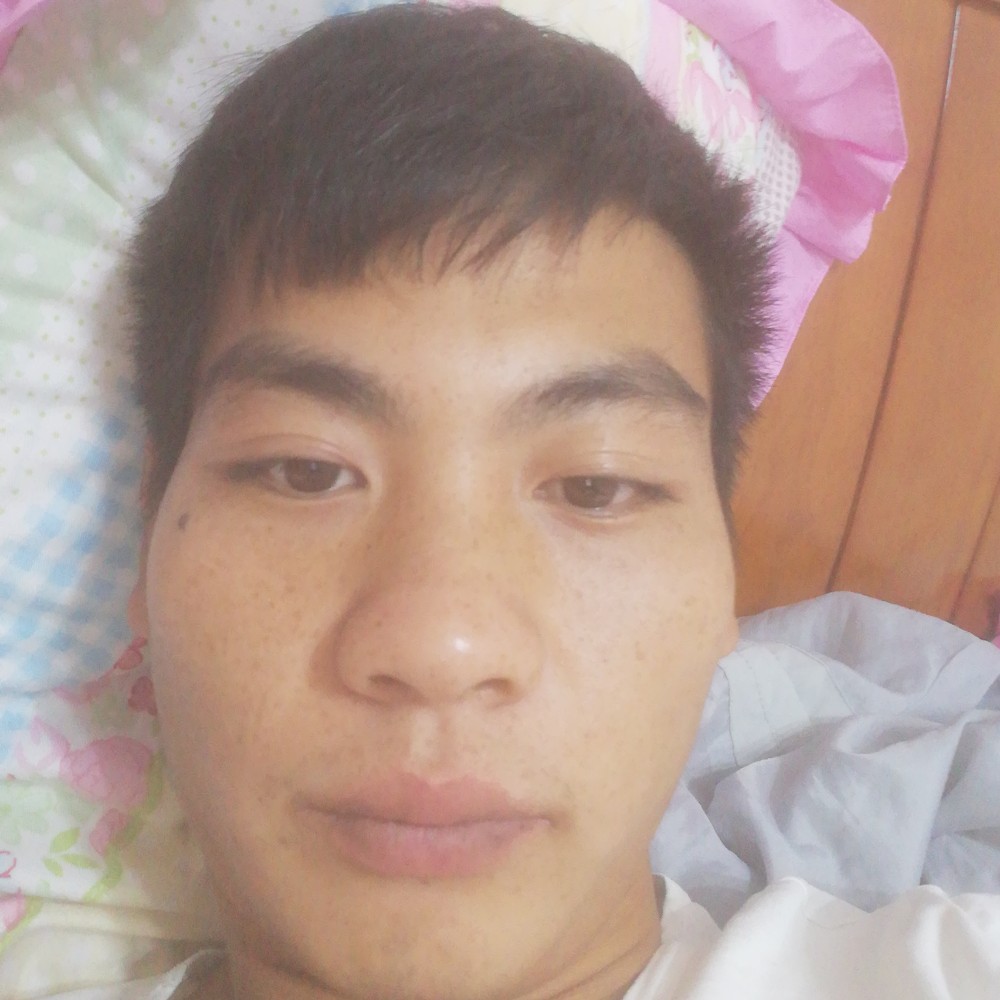 魁梧邂逅酸奶的照片