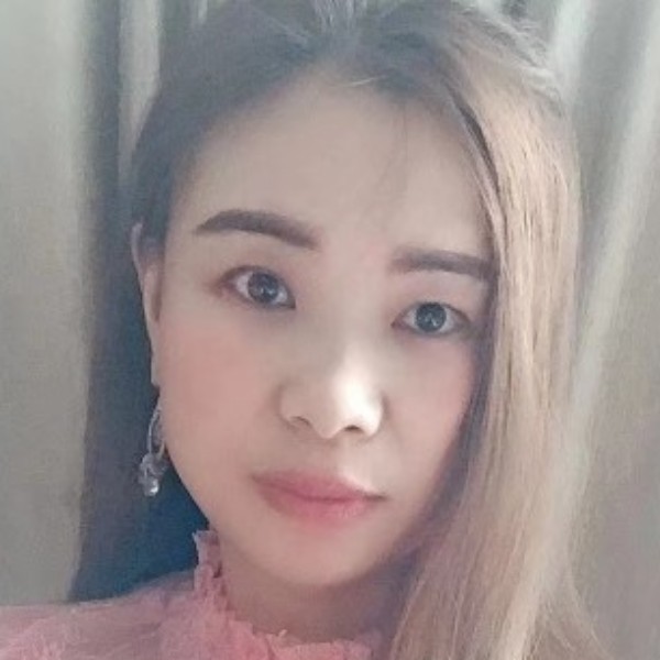 能干浅吻夏天的照片