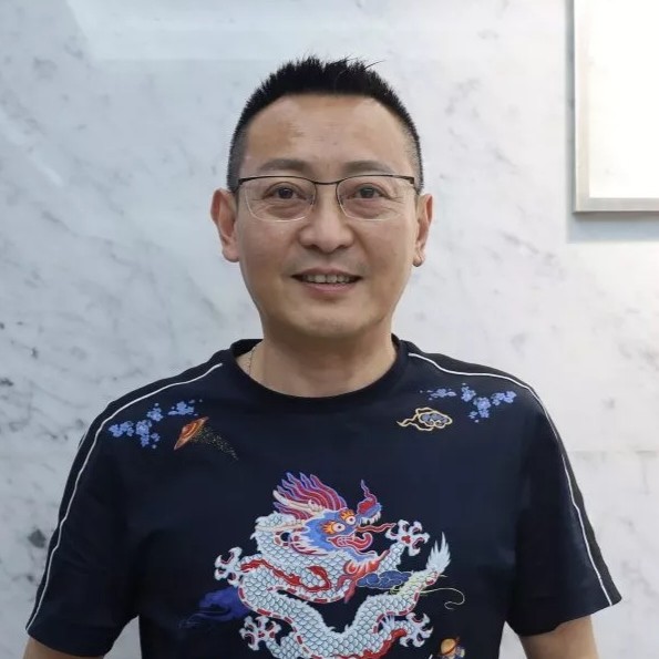 甜甜爱恋狗的照片