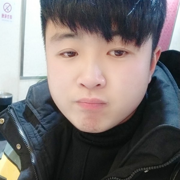 拉长涟漪的照片