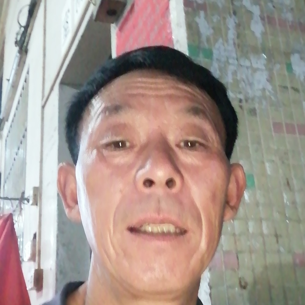 背后爱恋轩辕的照片
