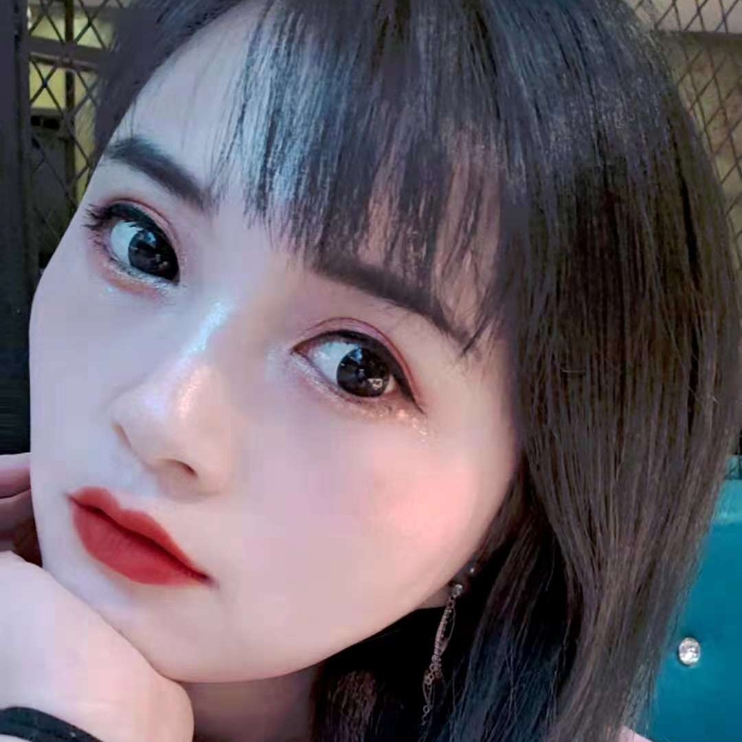 lucy刘的照片