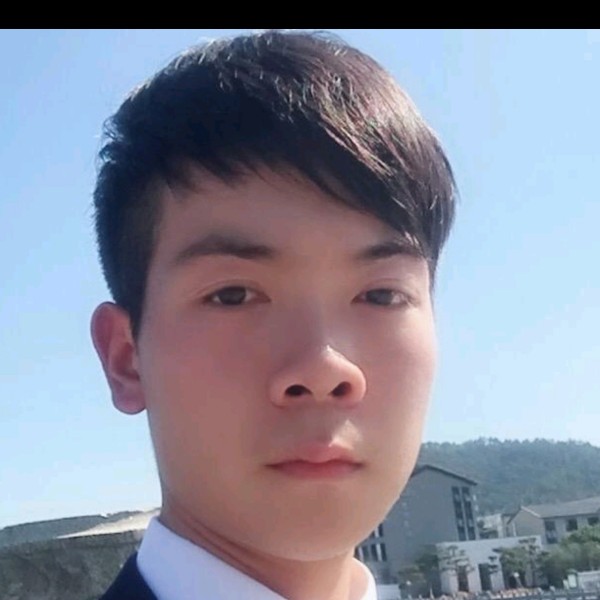 透彻凝眸故事的照片