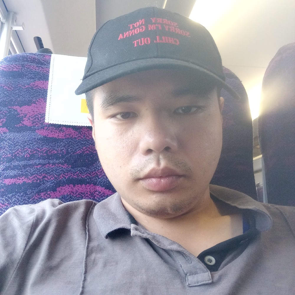 远亮的照片