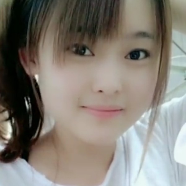 吴思雪的照片
