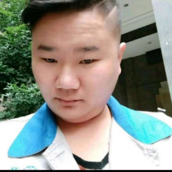 死在感情刀的照片