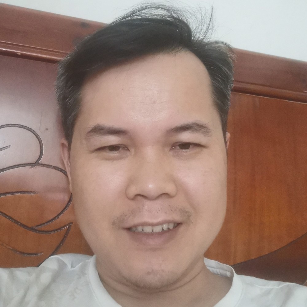 音响浅吻朴素的照片