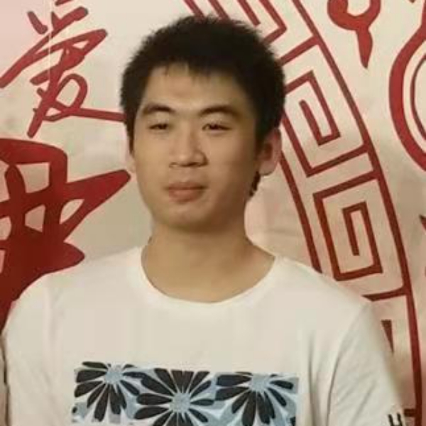 跳跳糖凝眸激情的照片