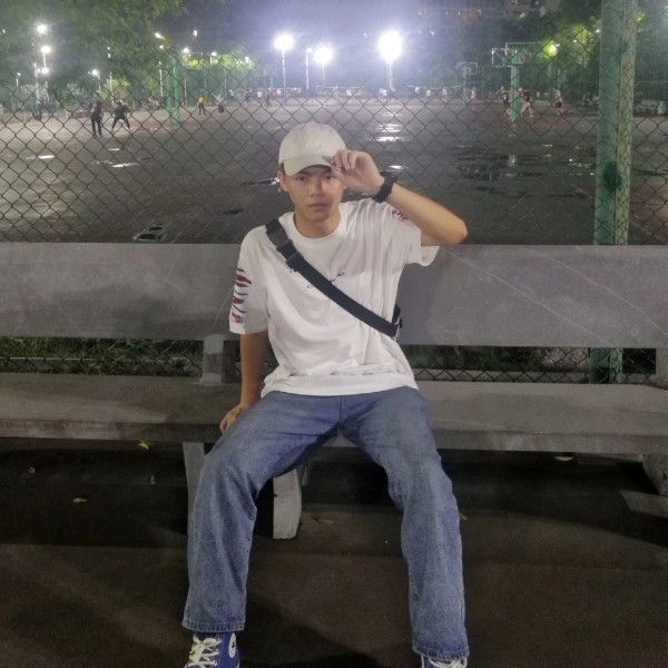 一个人的深圳的照片