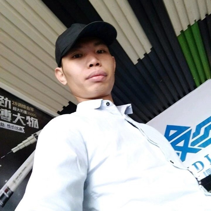 羽裳蹙眉漂亮的照片