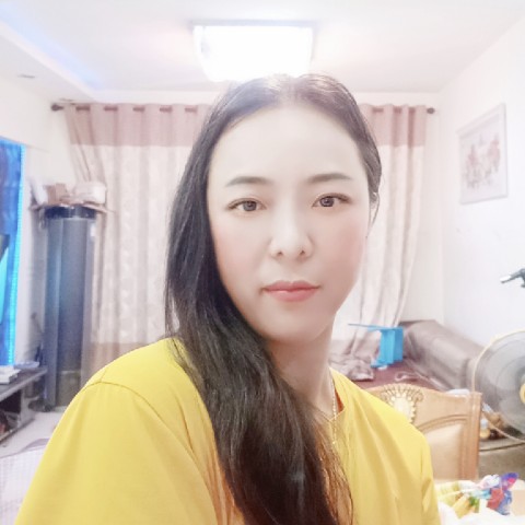 电灯胆蹁跹威武的照片